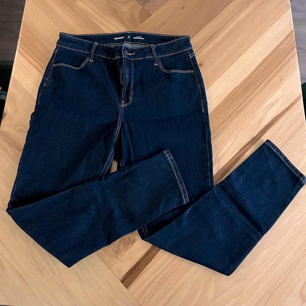 Old Navy Dark Wash Skinny Jean